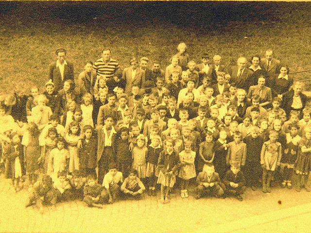 Žáci školy (50. léta)